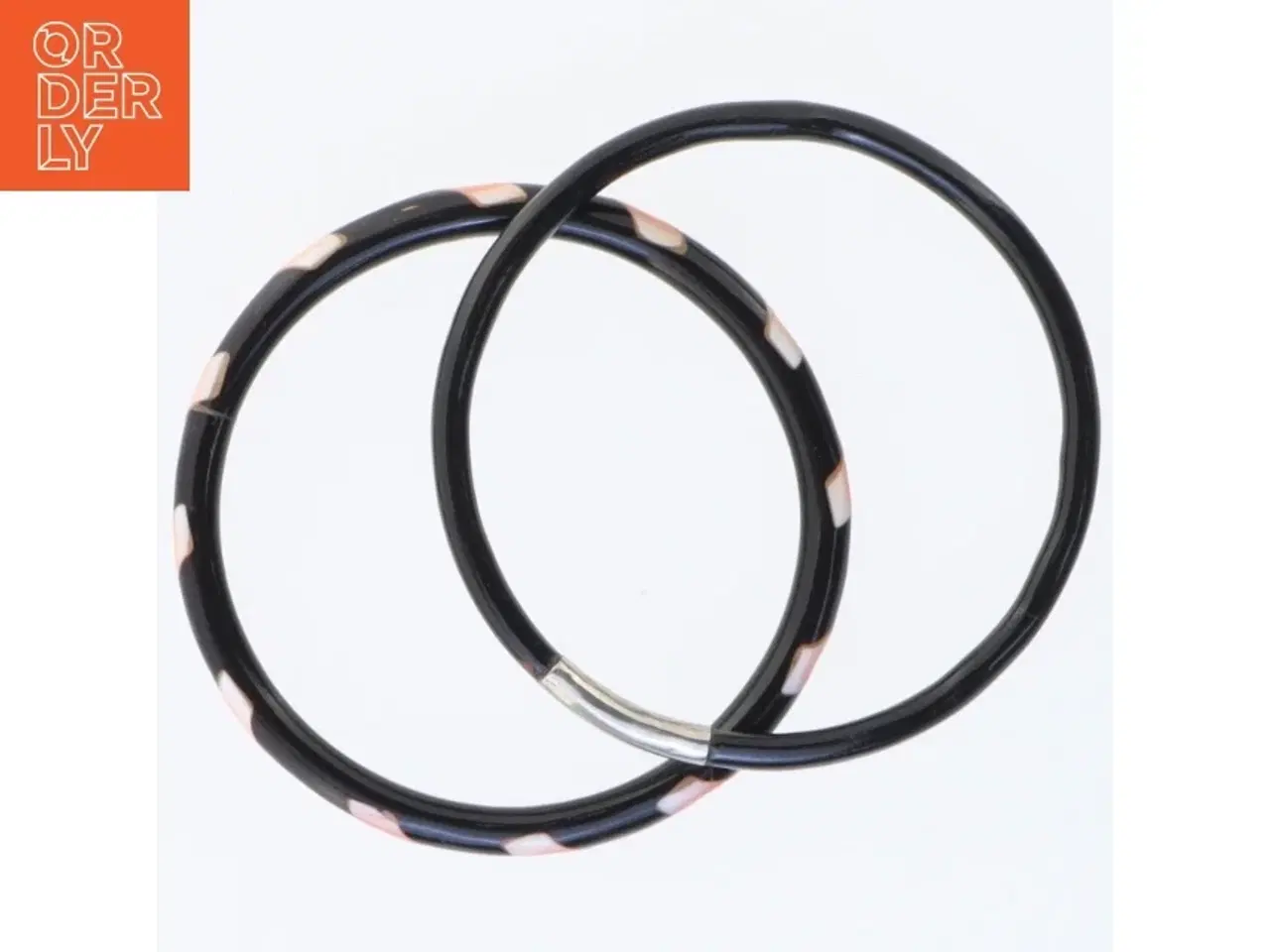Billede 6 - Sorte bangle armbånd (str. Ø 7,5 cm)