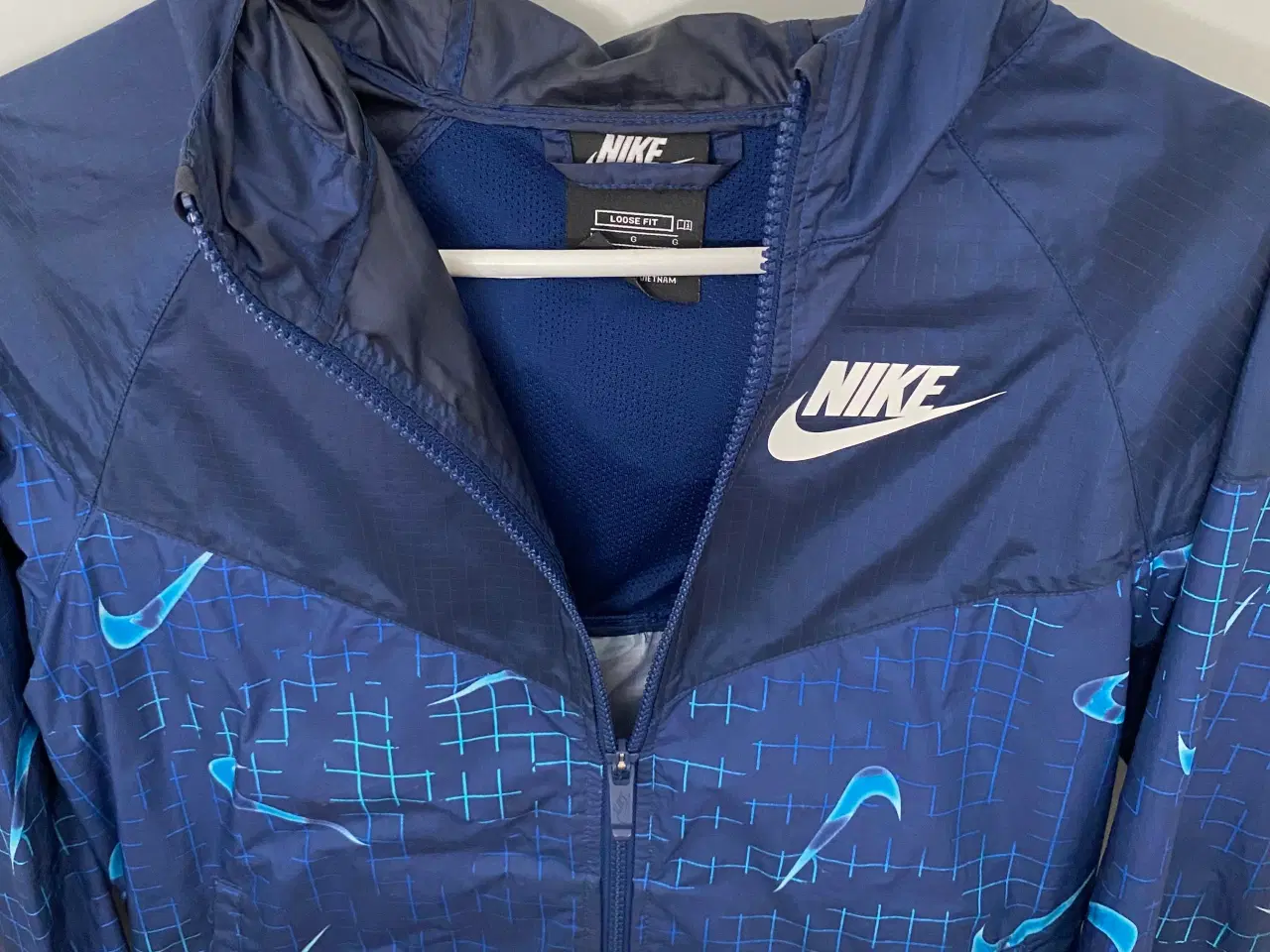 Billede 2 - Nike vindjakke str. 147-158