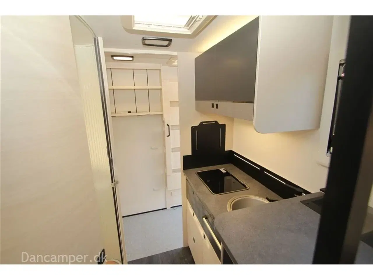 Billede 13 - 2023 - Chausson 660 Titanium ULTIMATE   Chausson 660 Titanium ULTIMATE - 170 HK og 6 trins automatgear. Designet vundet den Europæiske innovationspris.