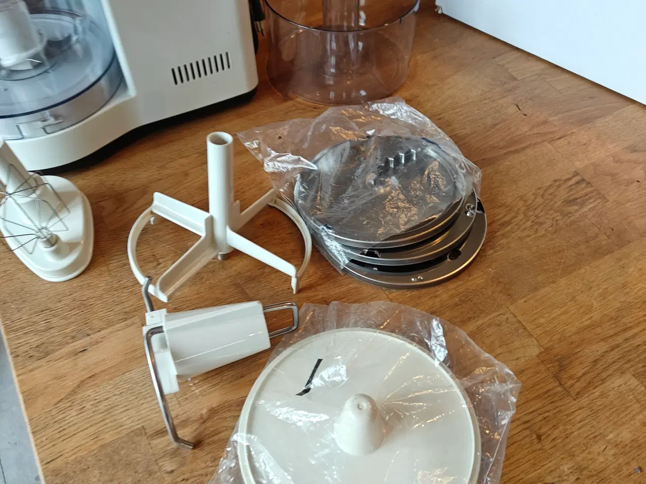 Billede 2 - Braun køkkenmaskine, model 4261, 