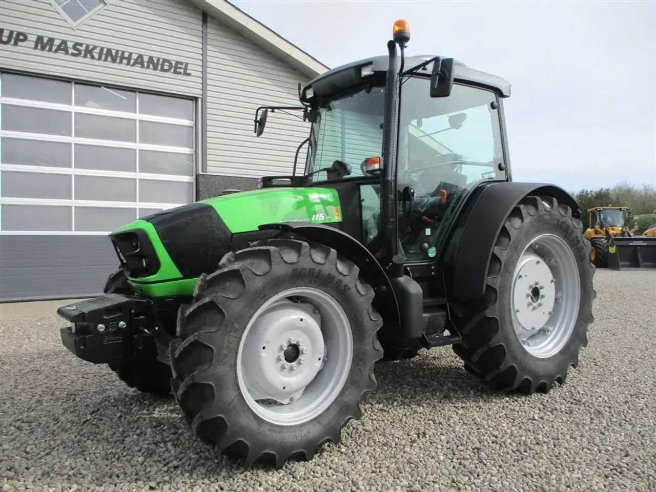 Billede 16 - Deutz-Fahr Agrofarm 115G with 30F+30R Hi-Lo and CreepGear