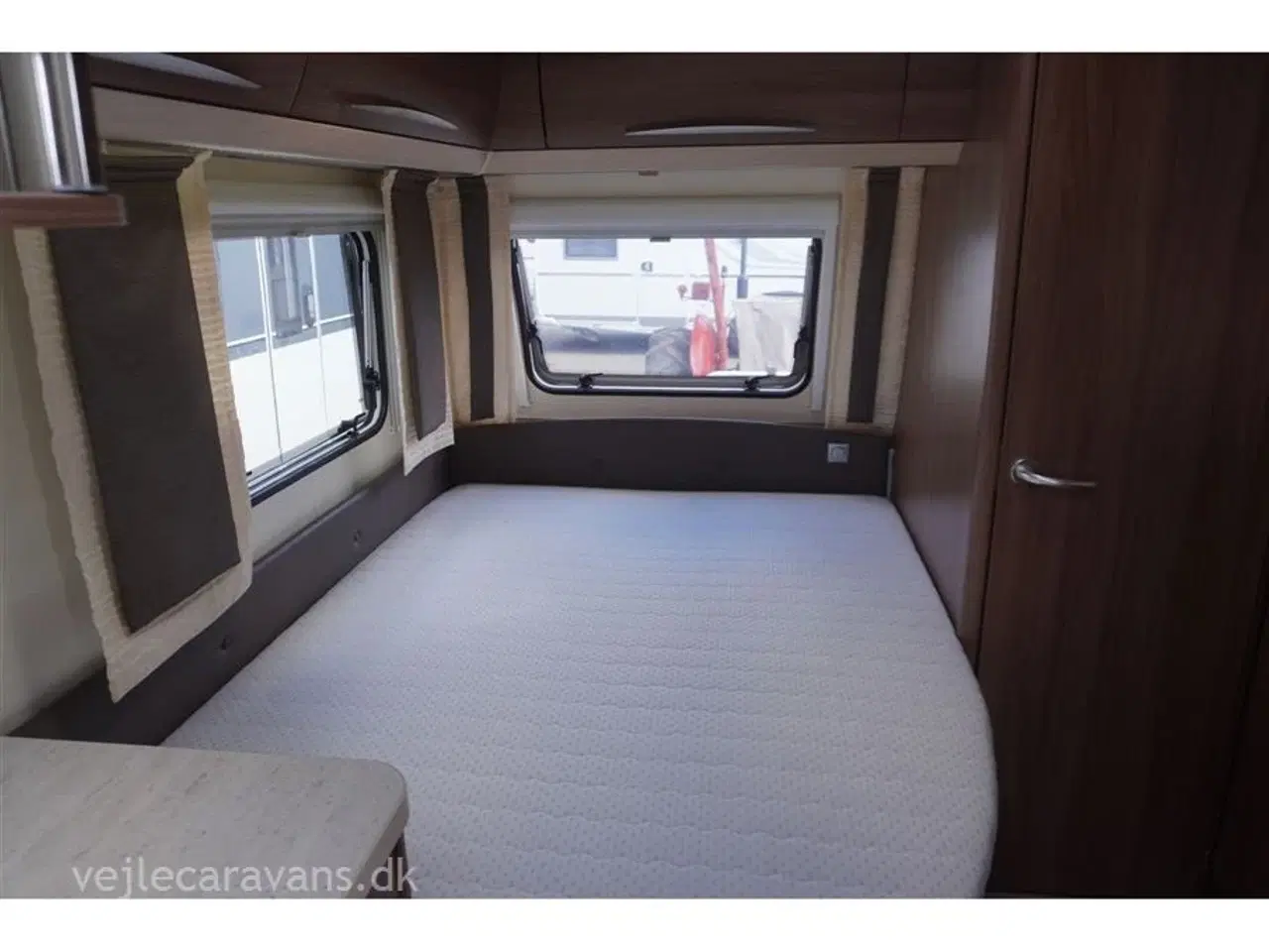 Billede 13 - 2015 - Bürstner Averso "55 YEARS" 460 TS