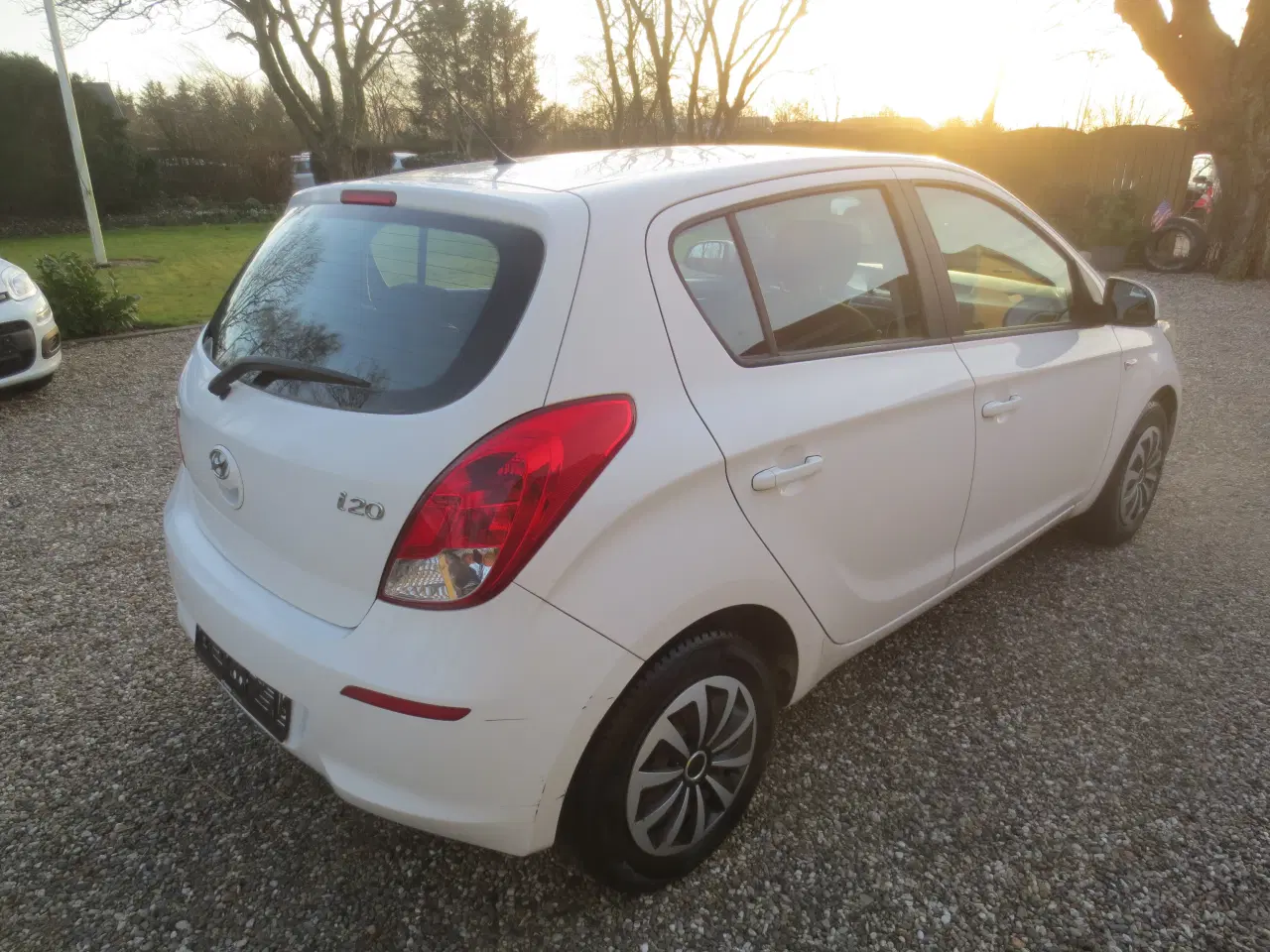 Billede 9 - Hyundai i 20 Årg 2013 Ny model. Nysynet. 