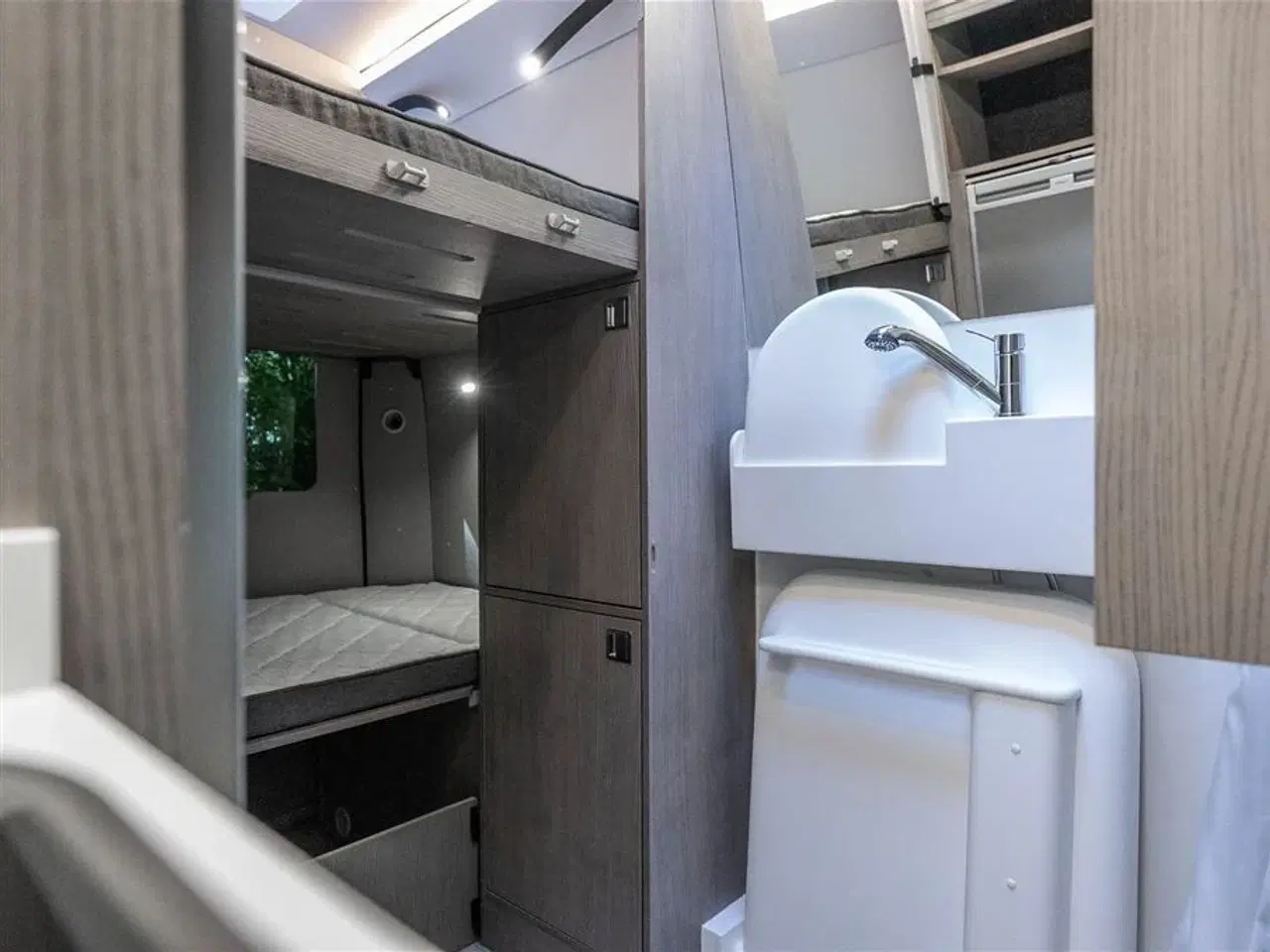 Billede 19 - 2023 - FURGOK XPACE 600 FAMILY North   Van med plads til 5 personer!