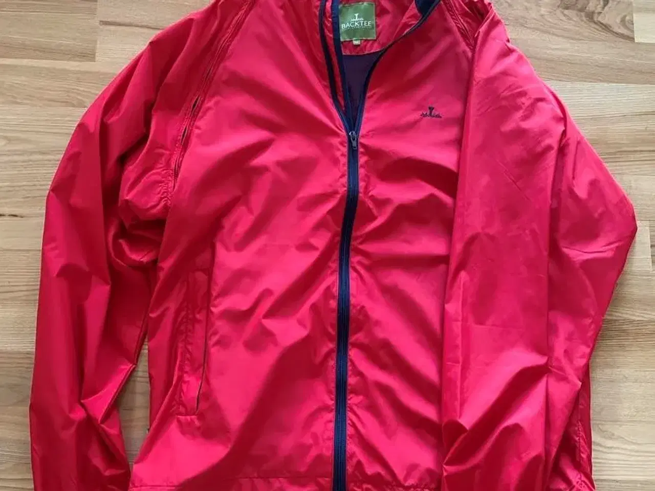 Billede 1 - Backtee wind jakke str. M