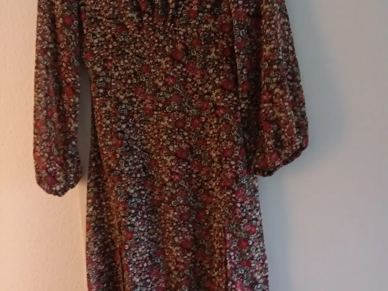 Billede 1 - SMART NY MISSGUIDED PETITE STR 36