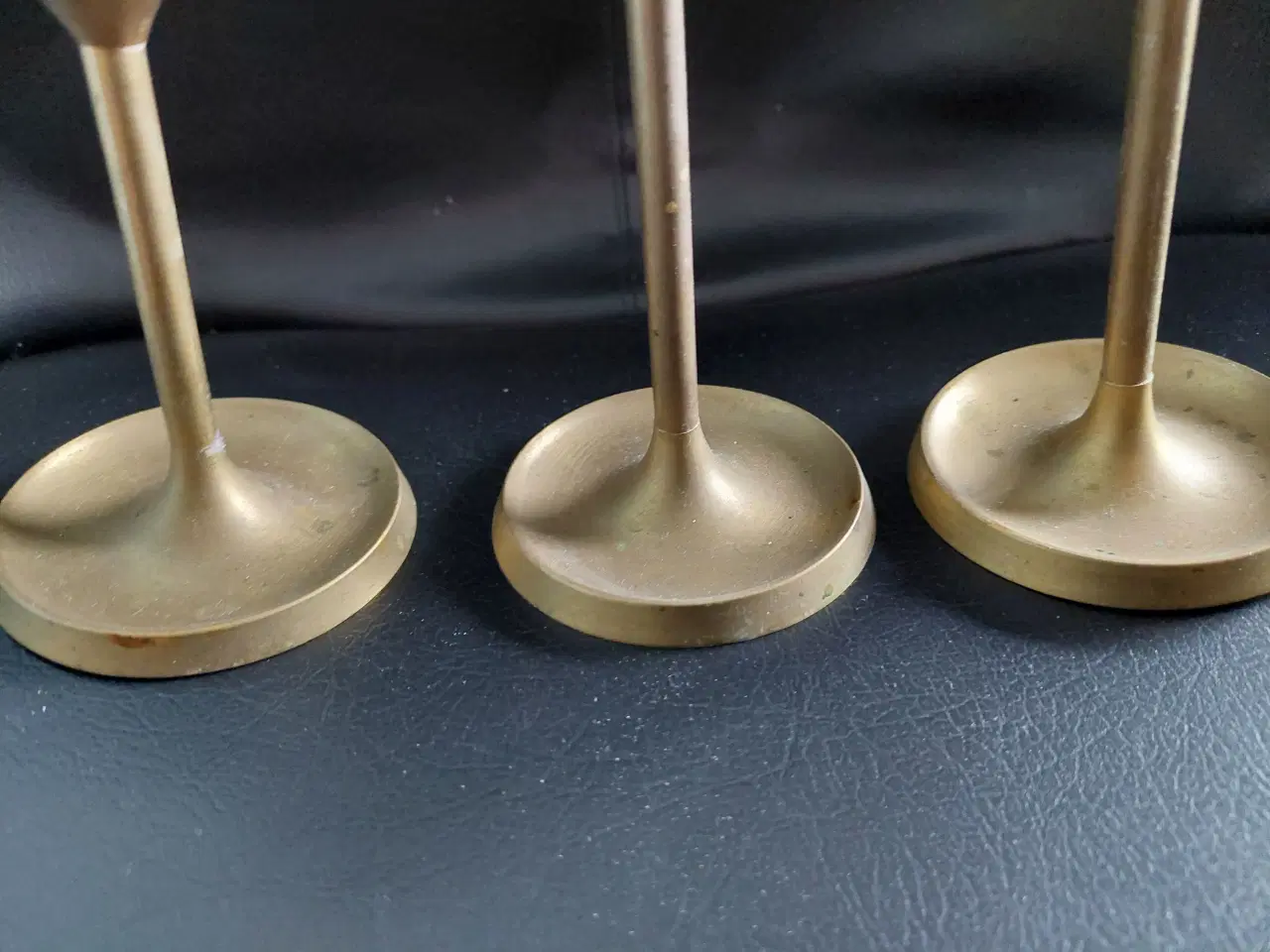Billede 3 - Messing lysestager 3 stk., elegant messing stager