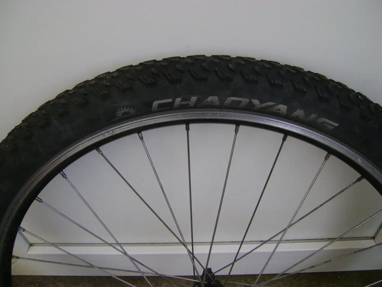 Billede 2 - Forhjul til Mountainbike 26 tommer