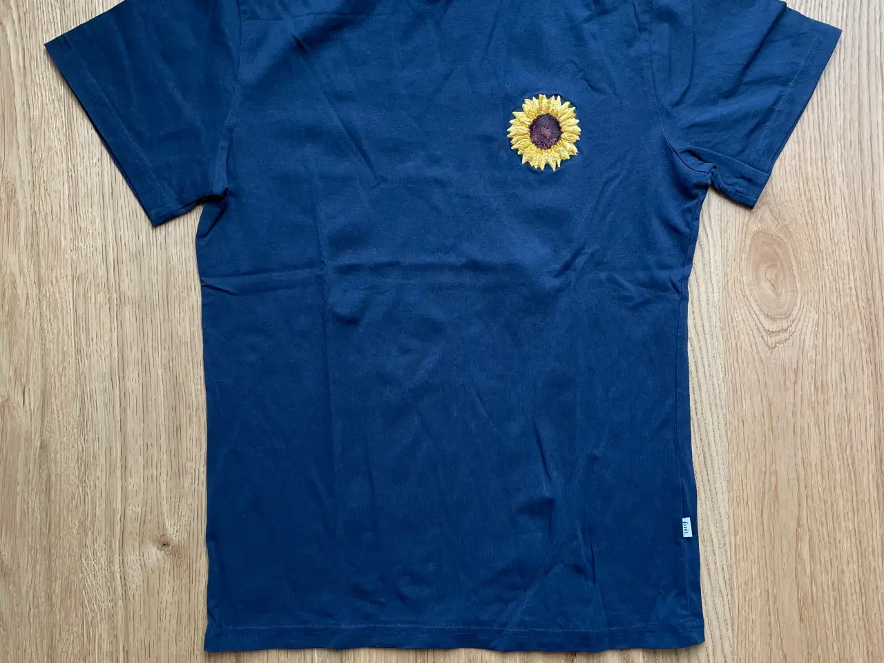 Billede 1 - Forét t-shirt solsikke