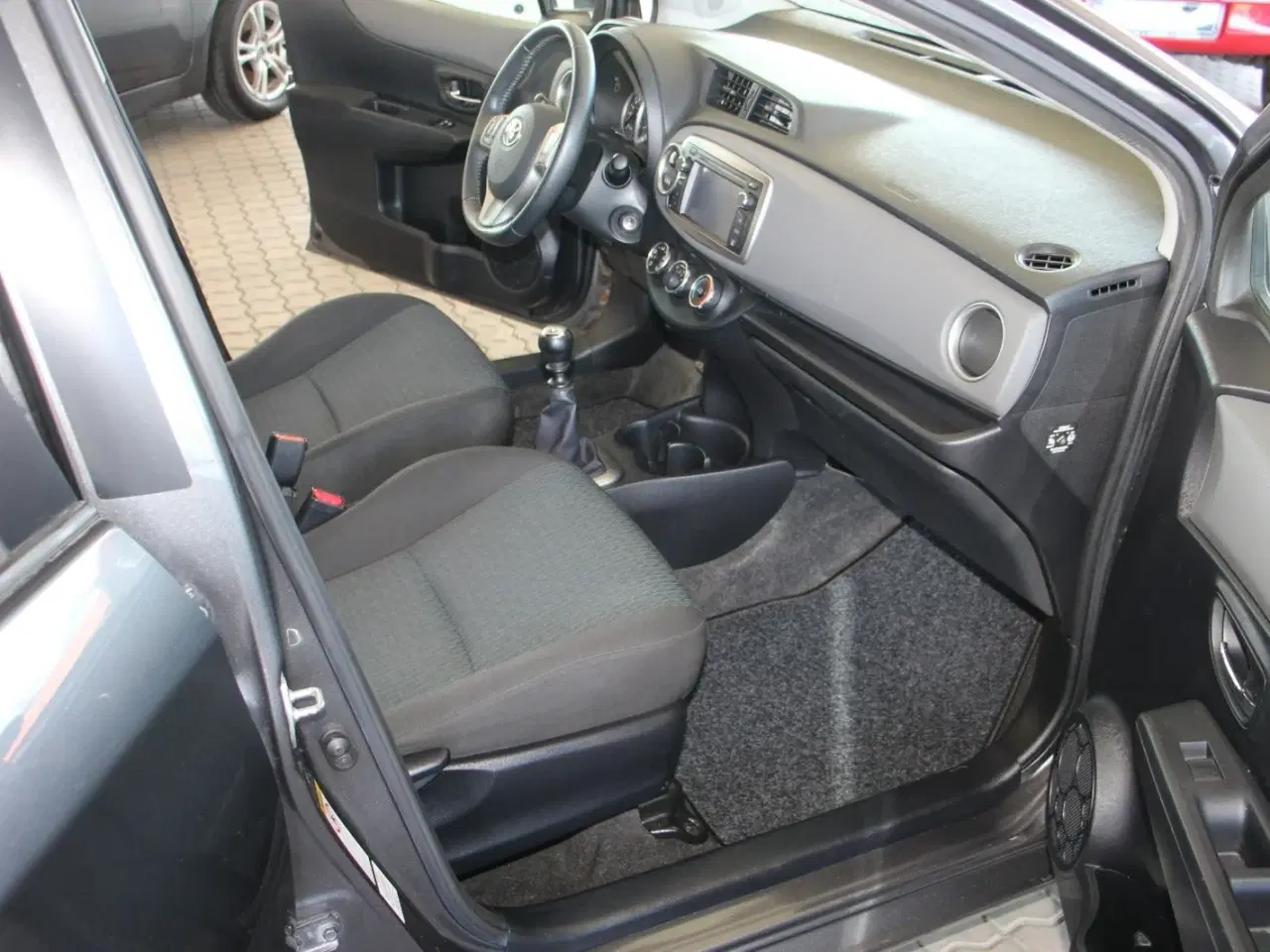Billede 12 - Toyota Yaris 1,3 VVT-i T2