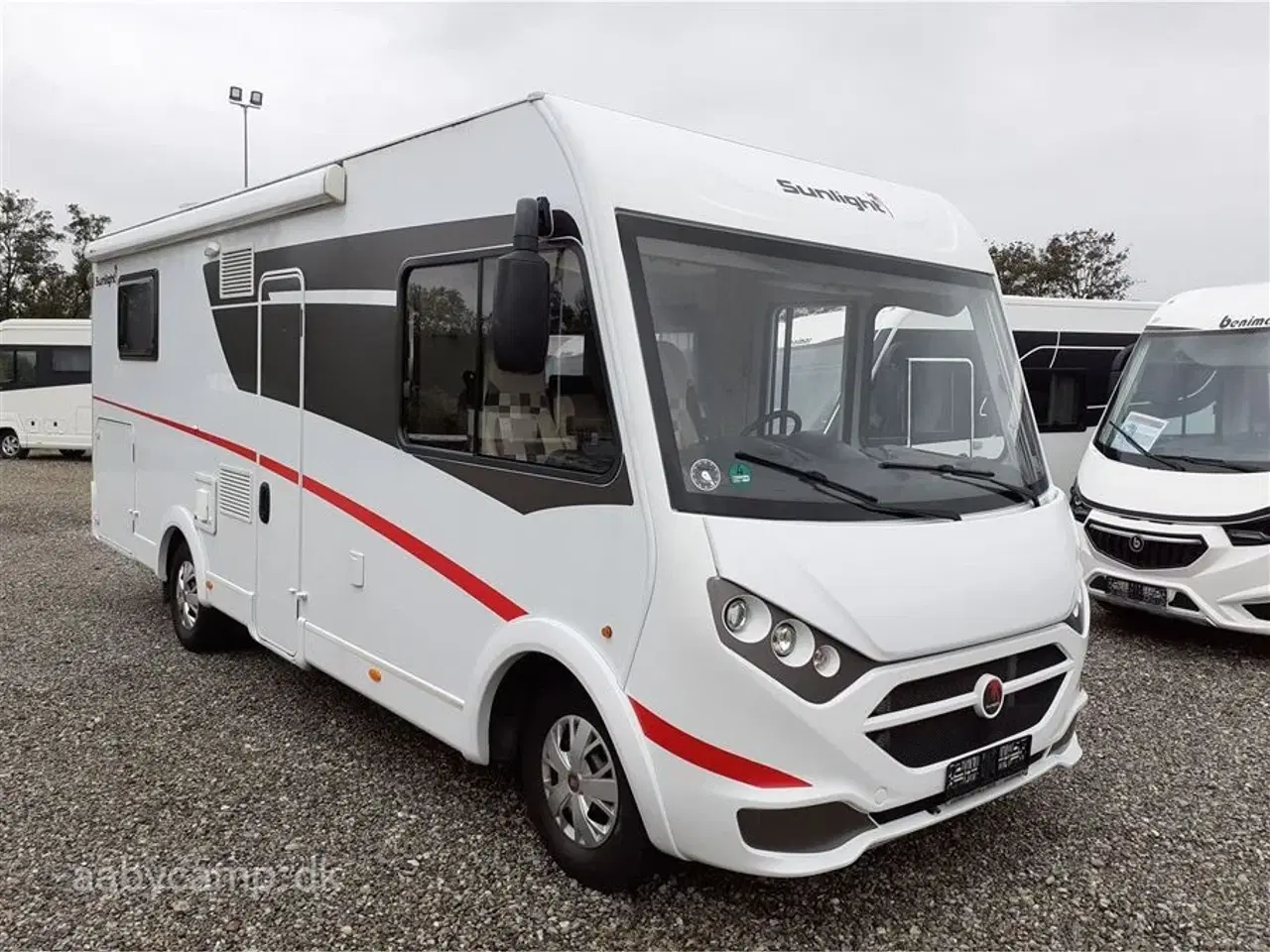 Billede 1 - 2020 - SunLight I 69 L Aut.   queensbed. automatgear. solceller. undervognsbehandlet.
