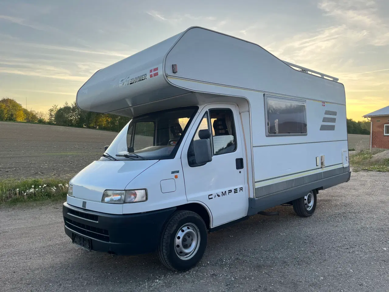 Billede 2 - Nedsat pris! Nysynet og velholdt autocamper