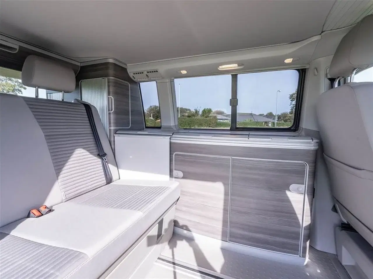 Billede 8 - 2018 - VW California Ocean 4 Motion   Velholdt og fuldt udstyret autocamper med firehjulstræk - Kørt 118,000 Km.