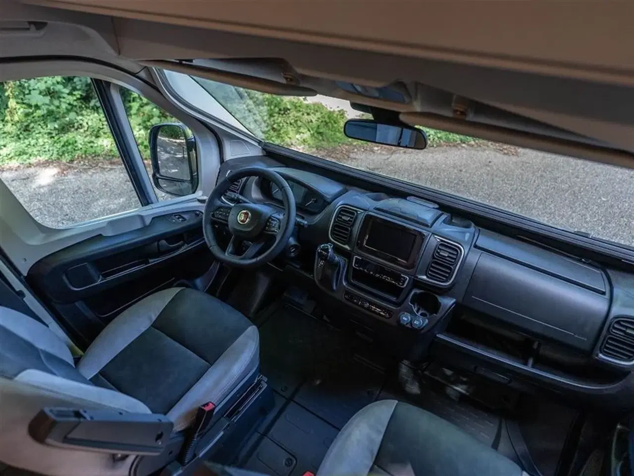 Billede 5 - 2023 - FURGOK XPACE 600 FAMILY North   Van med plads til 5 personer!
