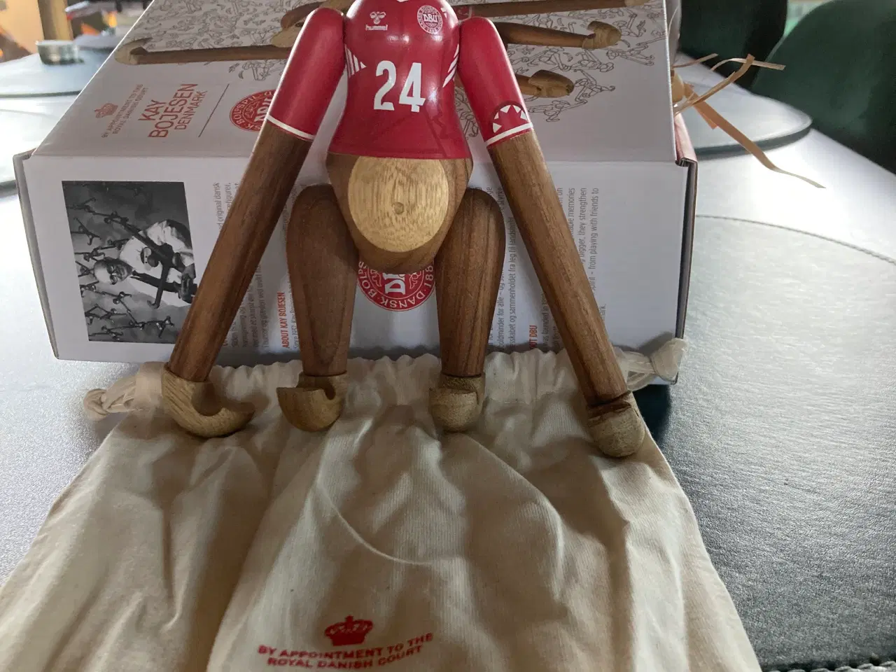 Billede 2 - Kay Bojesen – DBU 2024 Lille Abe – Kvinde 18,5 cm.