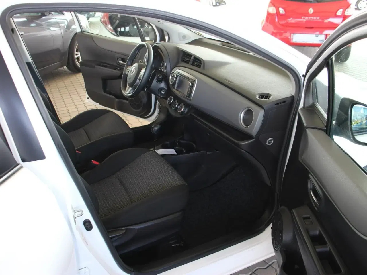 Billede 13 - Toyota Yaris 1,3 VVT-i T2 Touch MDS