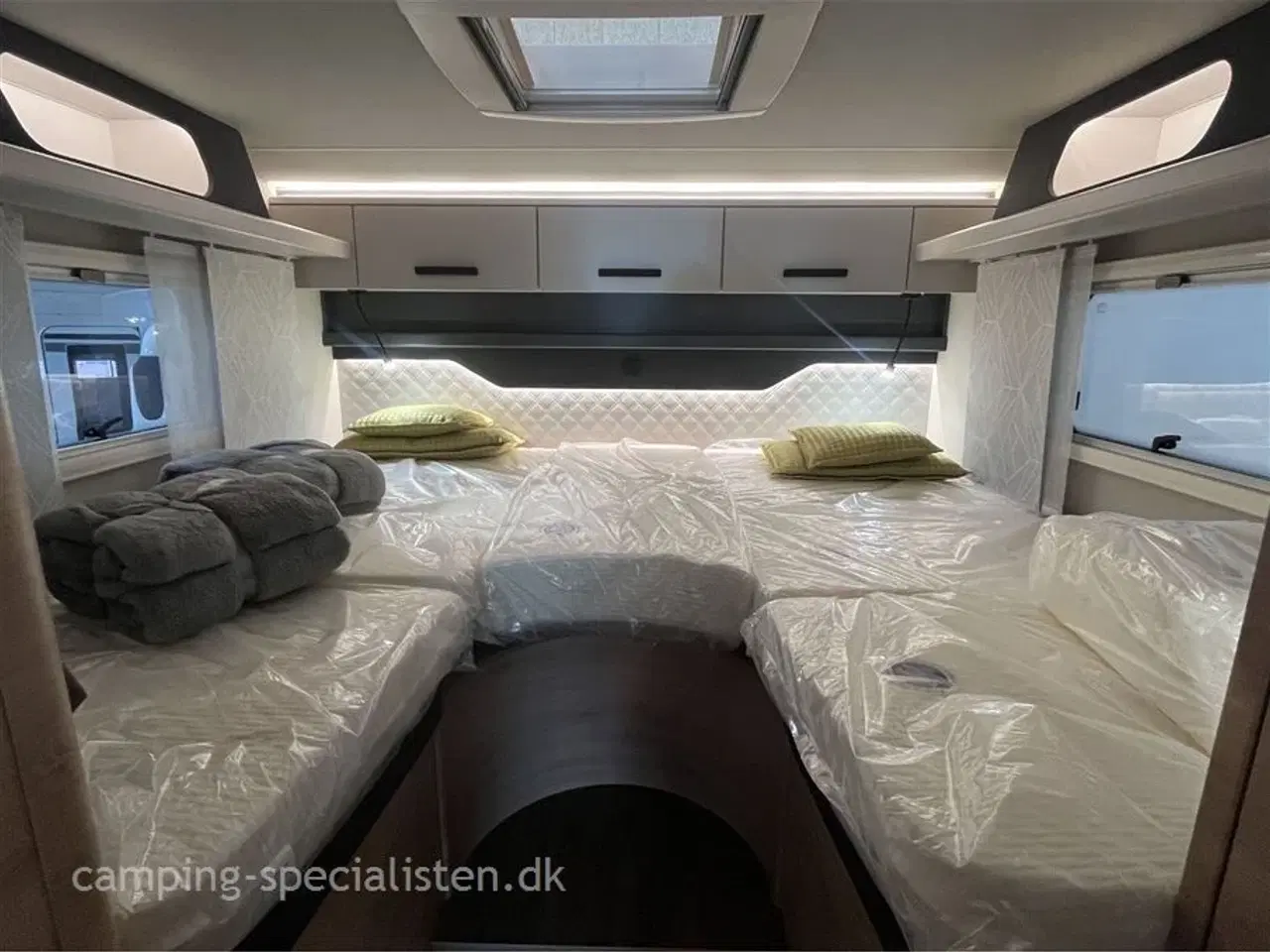 Billede 14 - 2025 - Knaus L!VE TI 700 MEG Platinum Selection   NYHED 2025! Knaus LIVE TI 700 MEG Platinum Selection - Kan ses nu hos Camping-Specialisten.dk