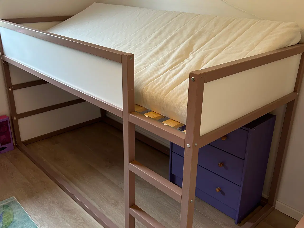 Billede 3 - Ikea kura seng inkl. madras 