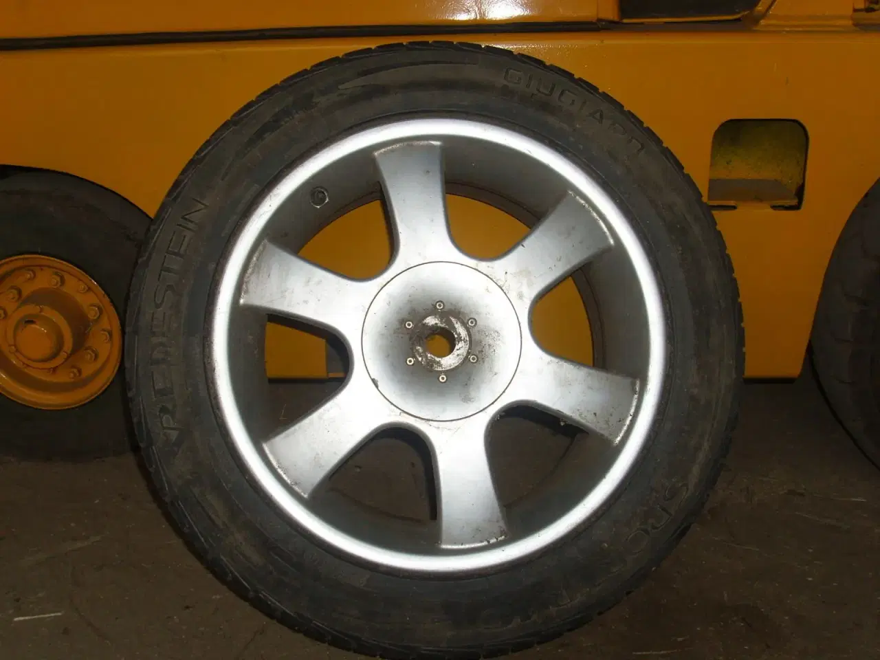 Billede 1 - Alufælge 16" Audi A4