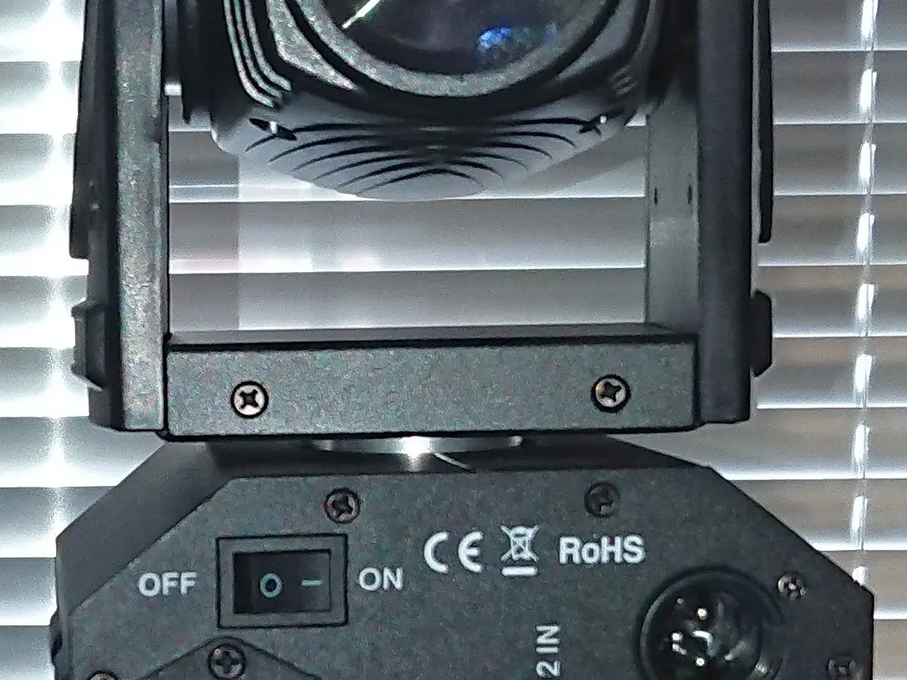Billede 5 - Udlejes - SHEHDS MINI 360º MOVING HEAD BEAM RGBW.