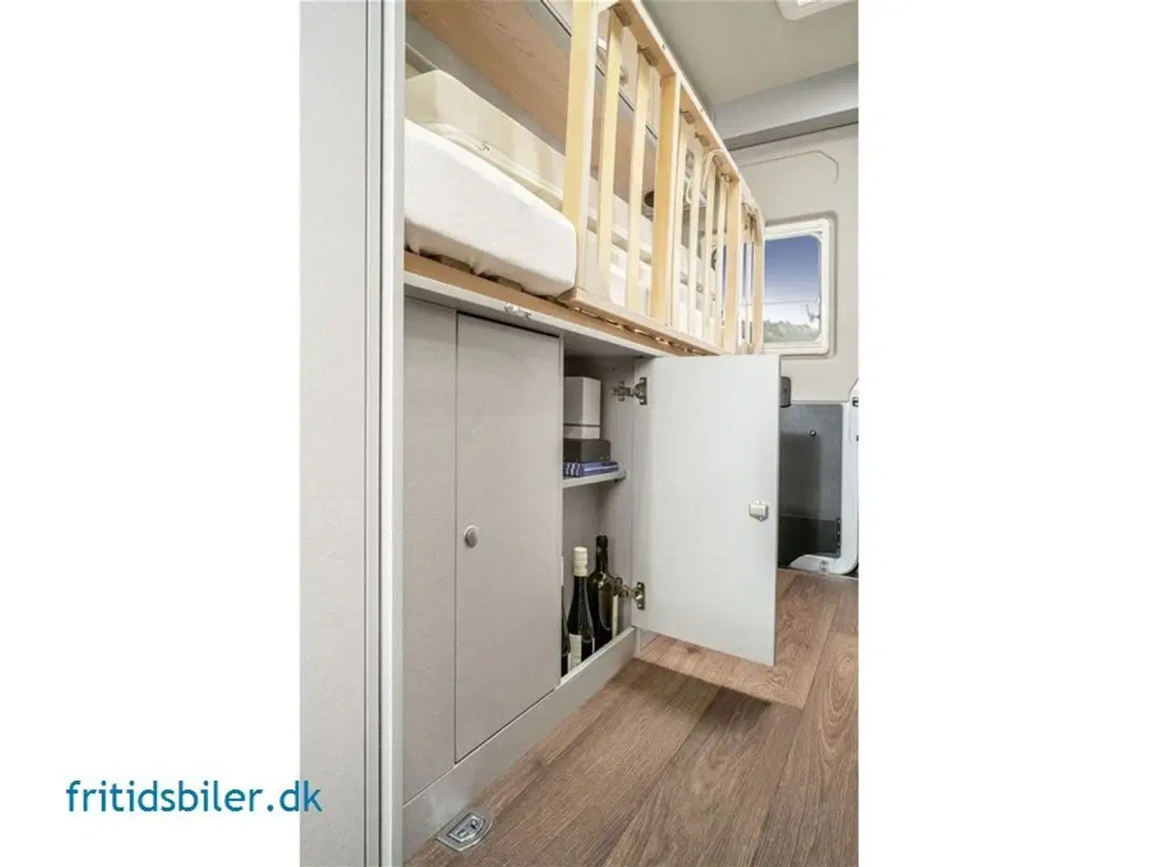 Billede 30 - 2024 - Hymer Free 602   Campervan Free 602 Kompakt kvalitetscamper fra Hymer M/ enkeltsenge