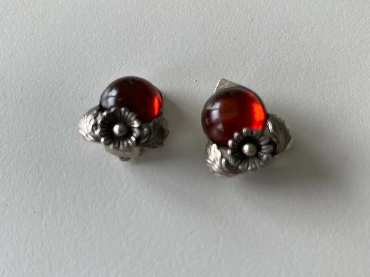 Billede 9 - Smykkesæt armbånd, halskæde, øreringe, fingerring.