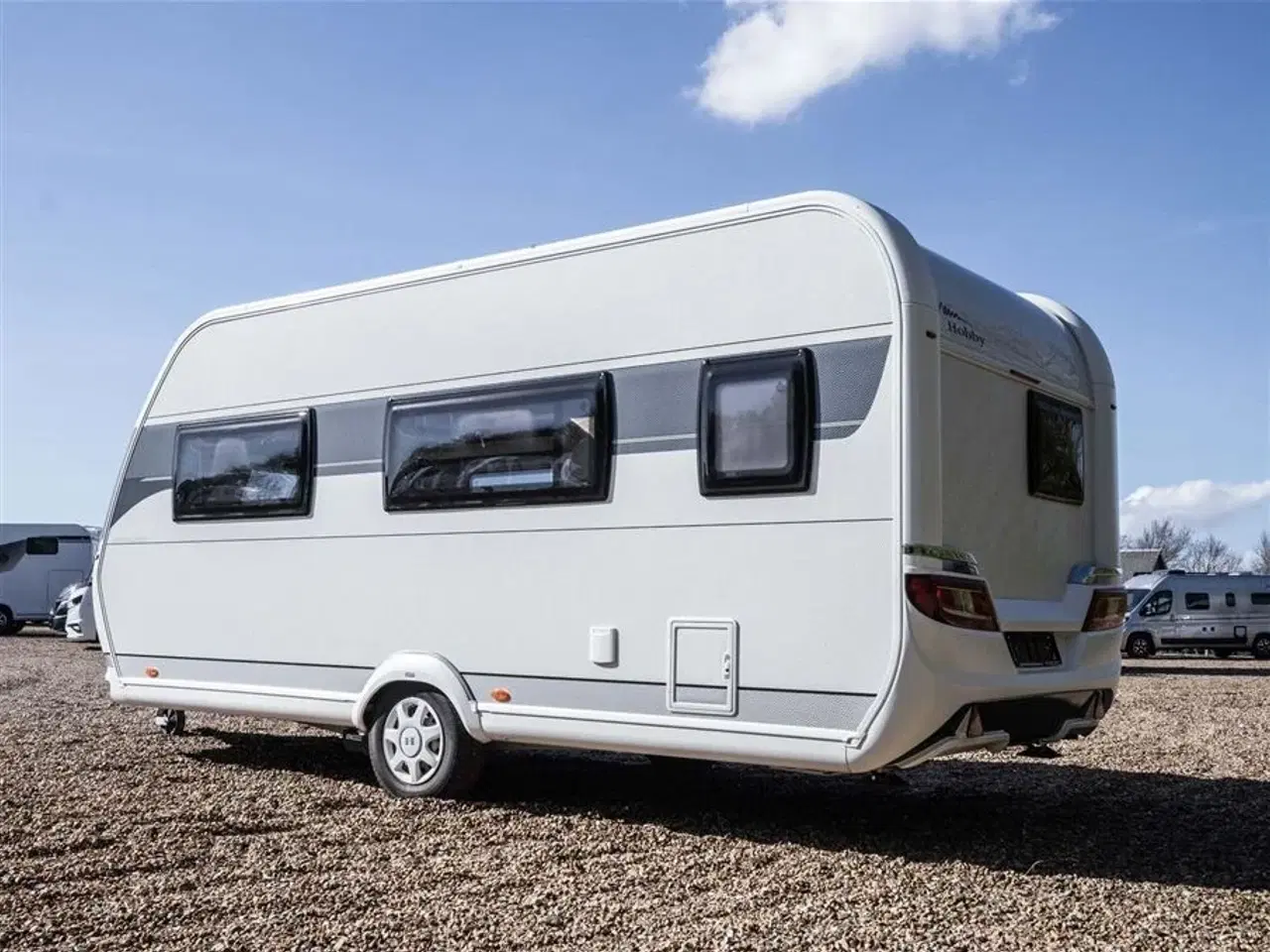 Billede 19 - 2023 - Hobby Excellent 460 SL   Enkeltsengsvogn med fortelt og annex mm.