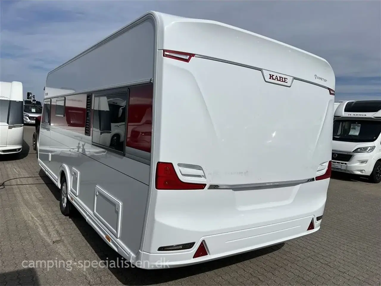 Billede 3 - 2025 - Kabe Ametist GLE B2 KS PREMIUM LINE   Kabe  PREMIUM LINE 560 GLE /KS kan nu ses Hos Camping-Specialisten.dk
