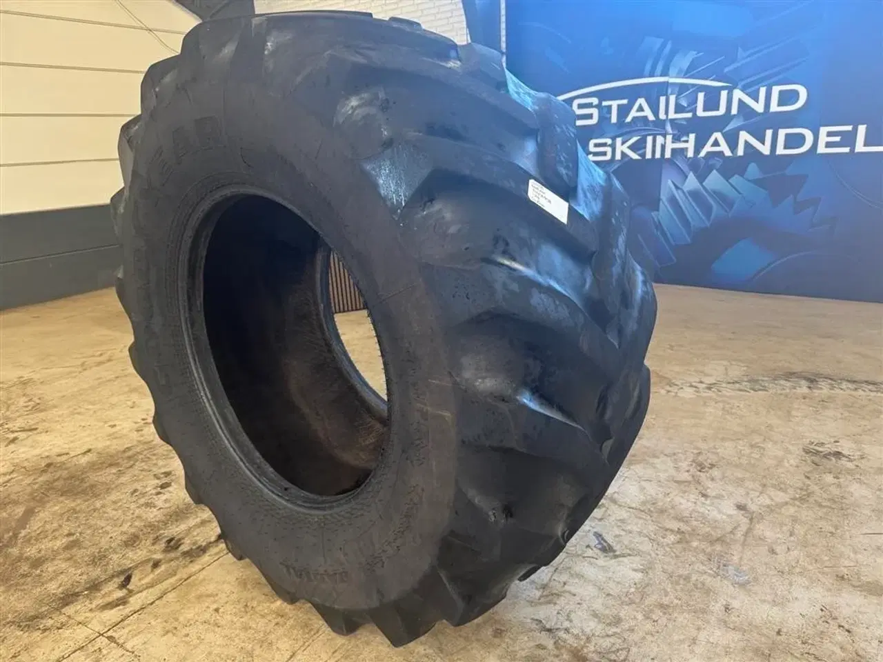 Billede 1 - Goodyear 800/70R38