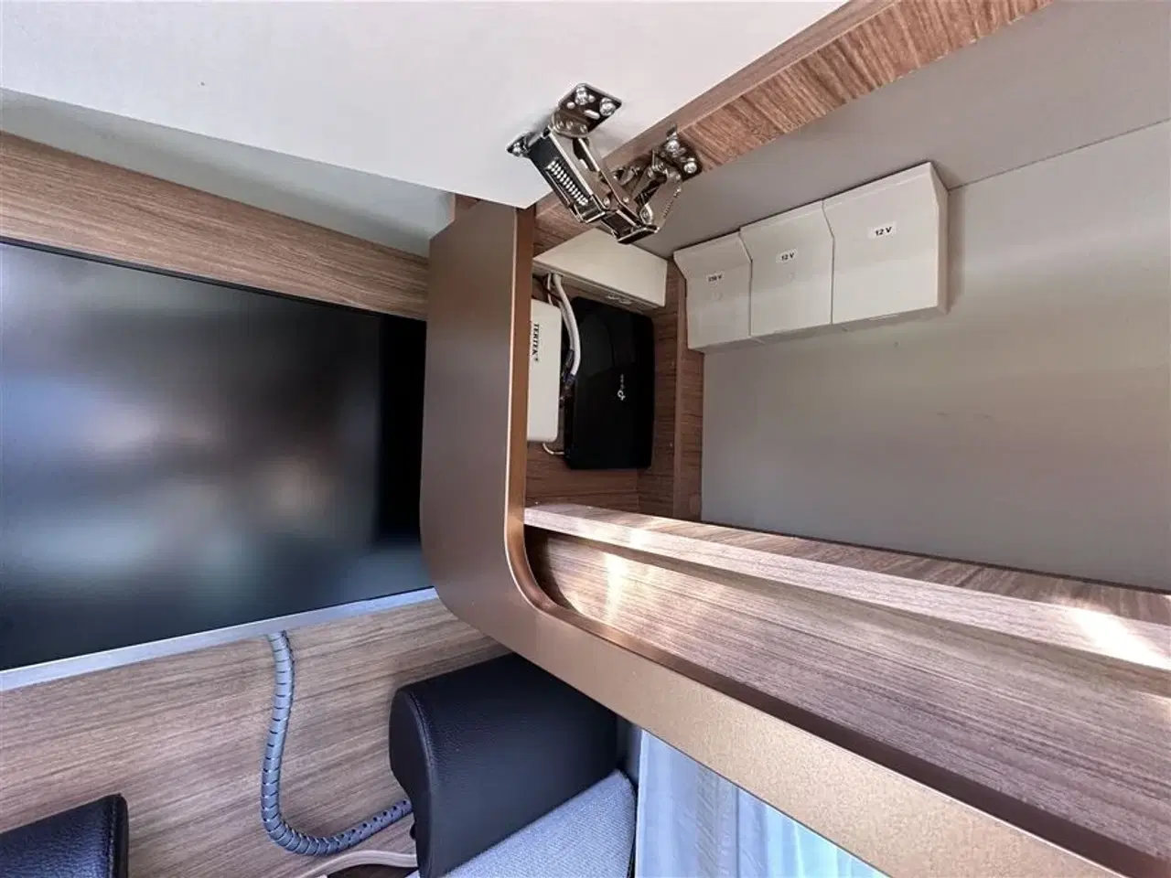 Billede 27 - 2021 - Weinsberg CaraCompact 600 MF "Pepper Edition"   Kompakt autocamper med Automat gear
