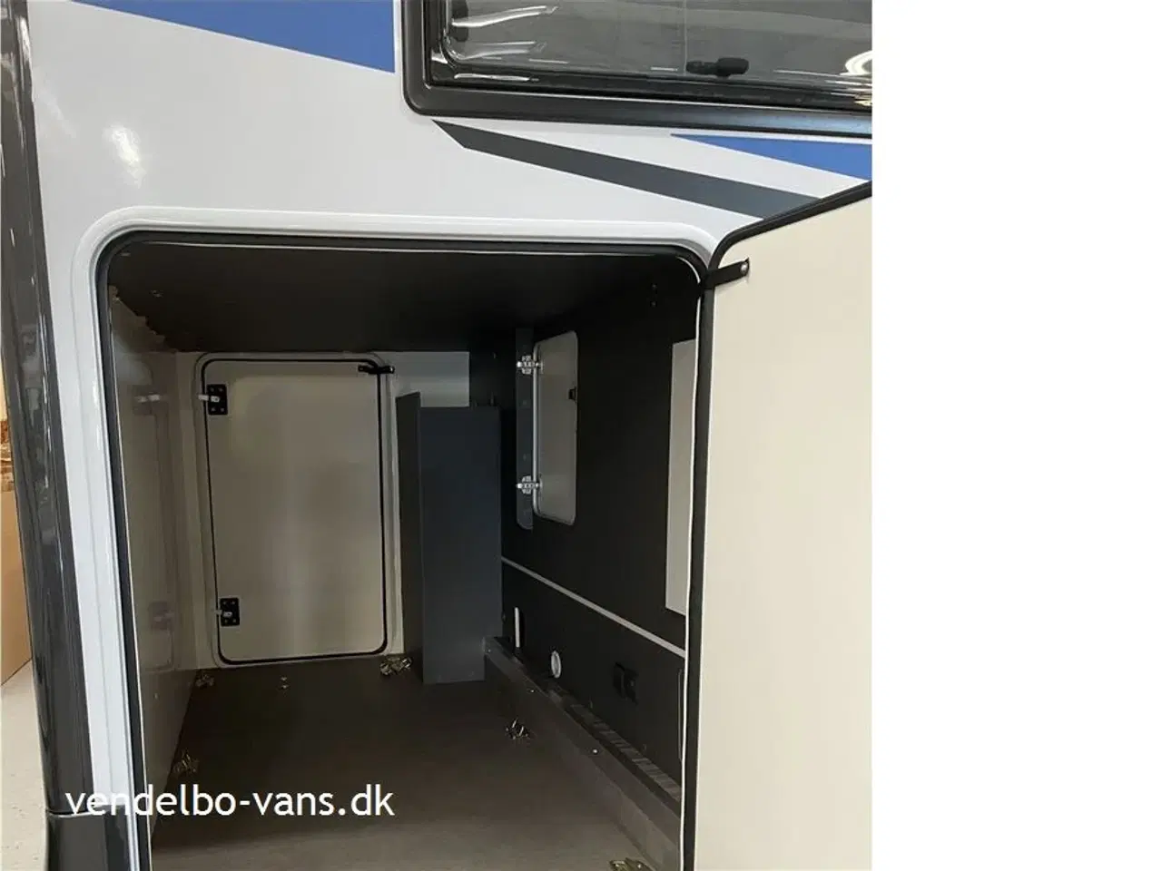 Billede 38 - 2025 - Mobilvetta KEA Kompakt 64   Ny kompakt modelserie fra Mobilvetta (smallere, lavere, kortere, lettere) - KEA 64 med enkeltsenge