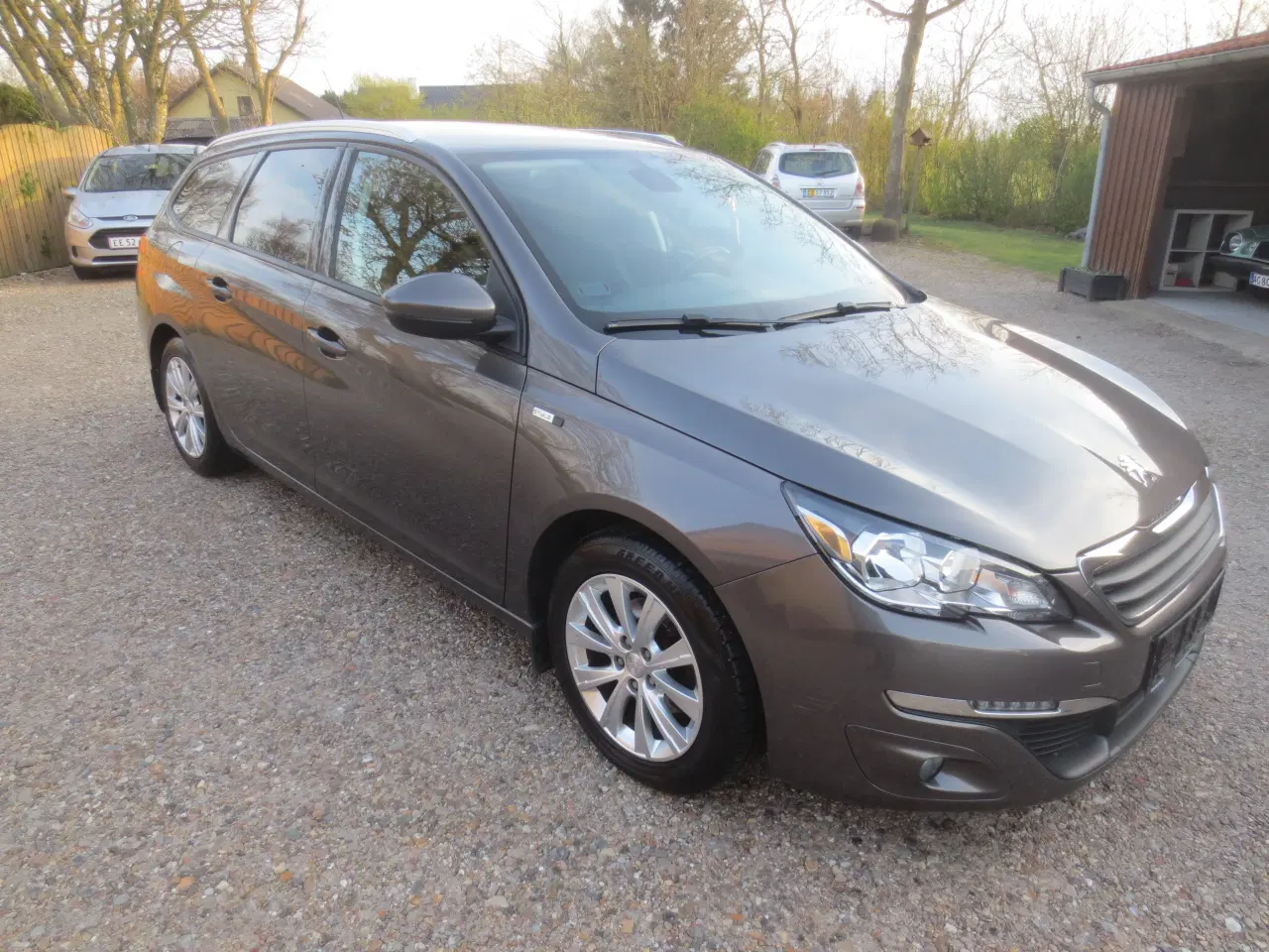 Billede 11 - Peugeot 308 1.6 Blue HDi Stc år 2016. 