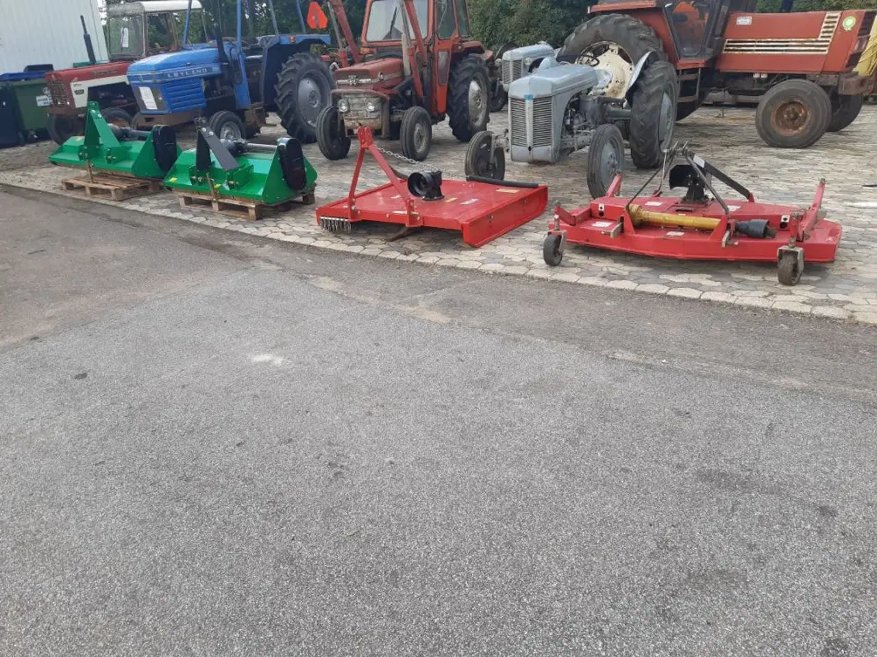 Billede 4 - Nye redskaber til traktor