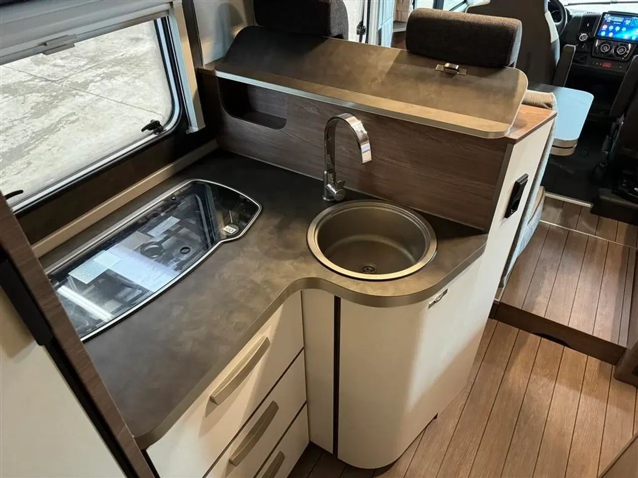 Billede 20 - Knaus Pris med moms. Knaus- Fiat Autocamper