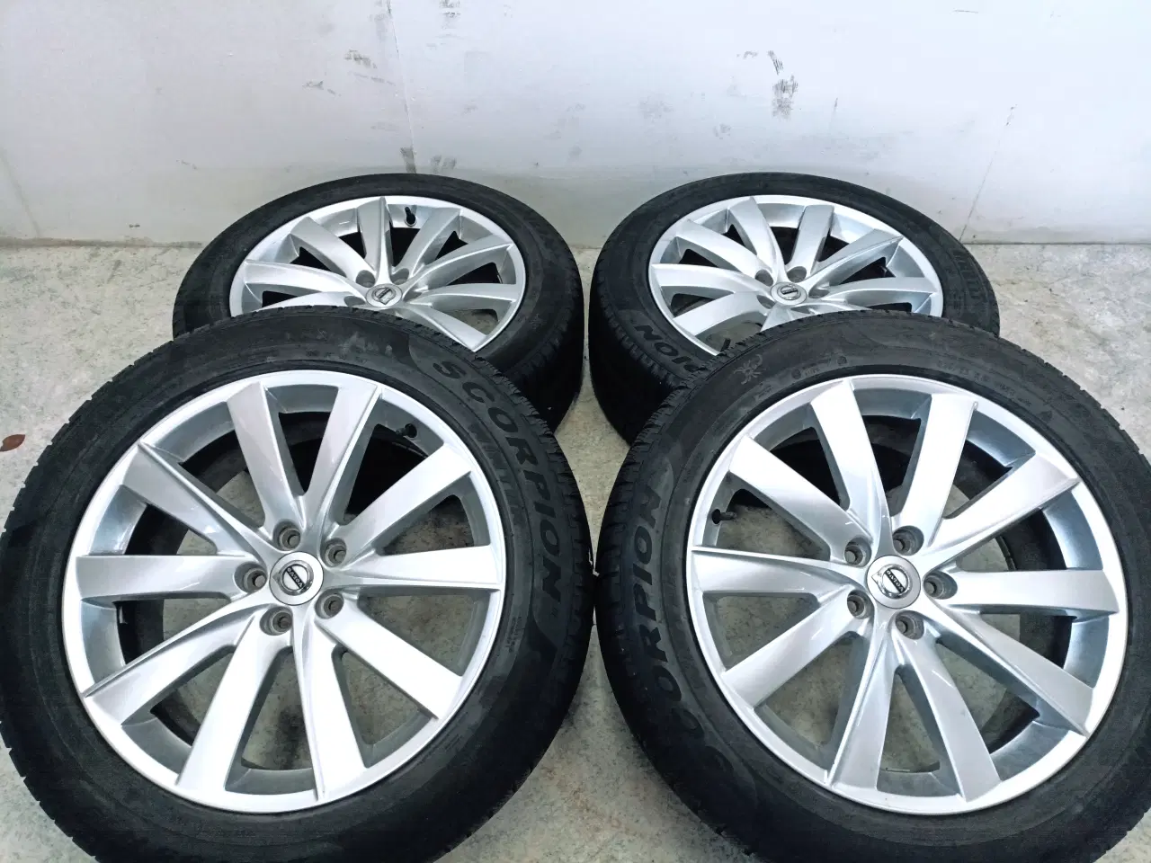 Billede 3 - 5x108 19" ET42,5 nav 63,4ø VOLVO XC vintersæt