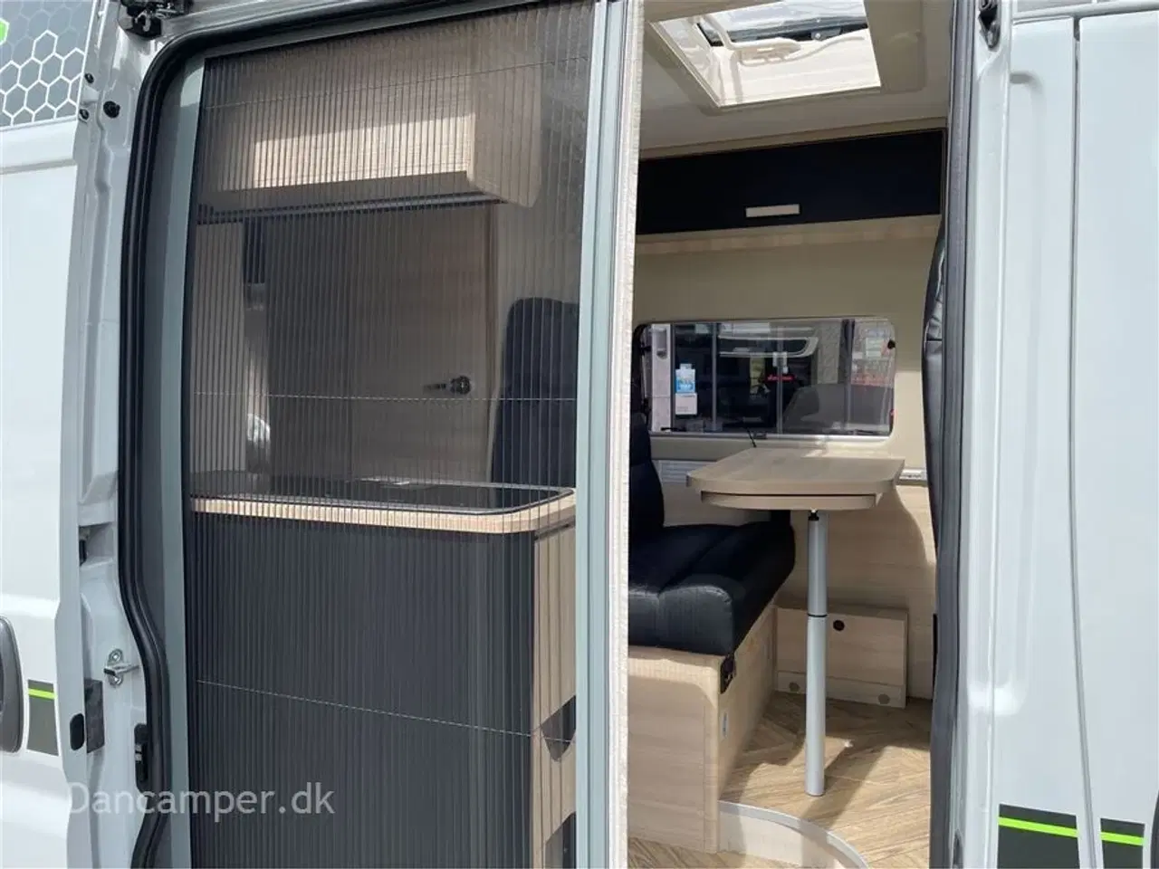 Billede 7 - 2024 - Chausson V697 Sport Line   Super flotte Sport Line, 140 HK, 9-trins automatgear, tilbehørs-, connect-, safety- og artic pakke.