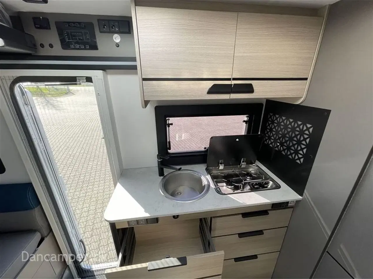 Billede 26 - 2024 - Chausson X650 Exclusive line   Camper med stor Lounge og siddegruppe, 9-trins automatgear, sænkeseng, stor garage, specialfælge, Connect- og X-tilbehørspakke ,