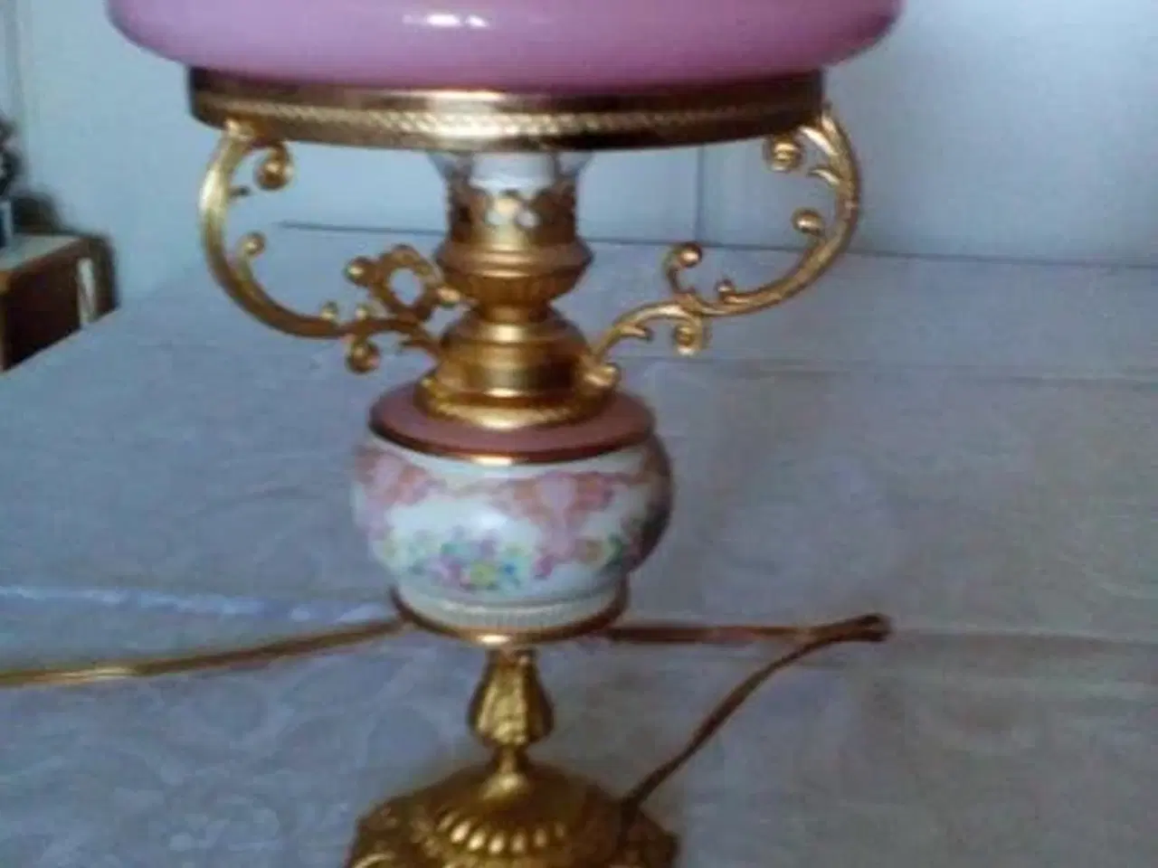 Billede 1 - Lampe- gaml petroliums lampe (look a'like), til el
