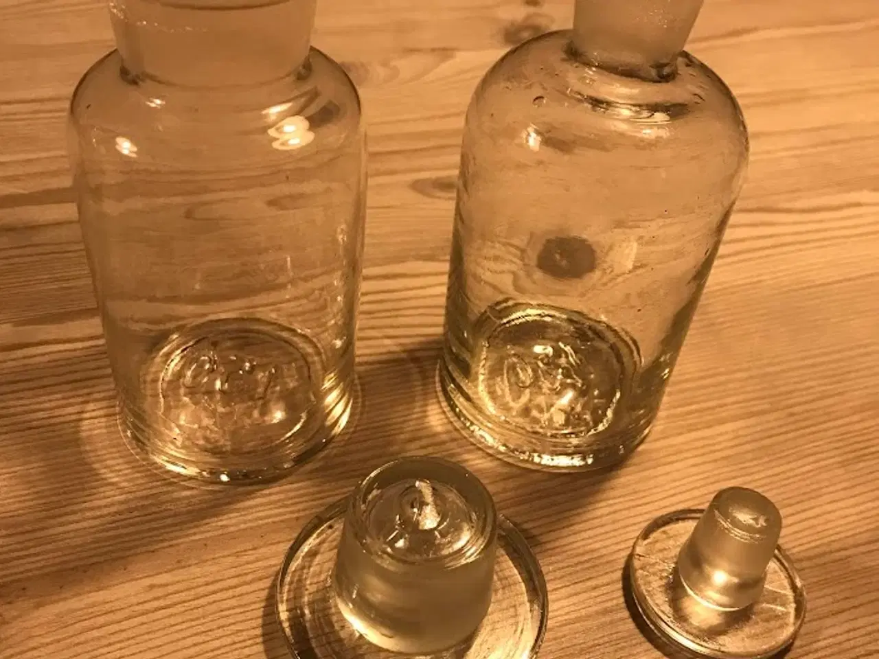 Billede 1 - Glas-flasker og glas