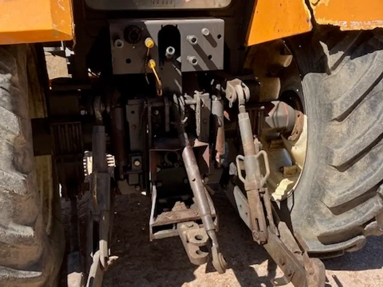 Billede 5 - Renault 120-14 traktor