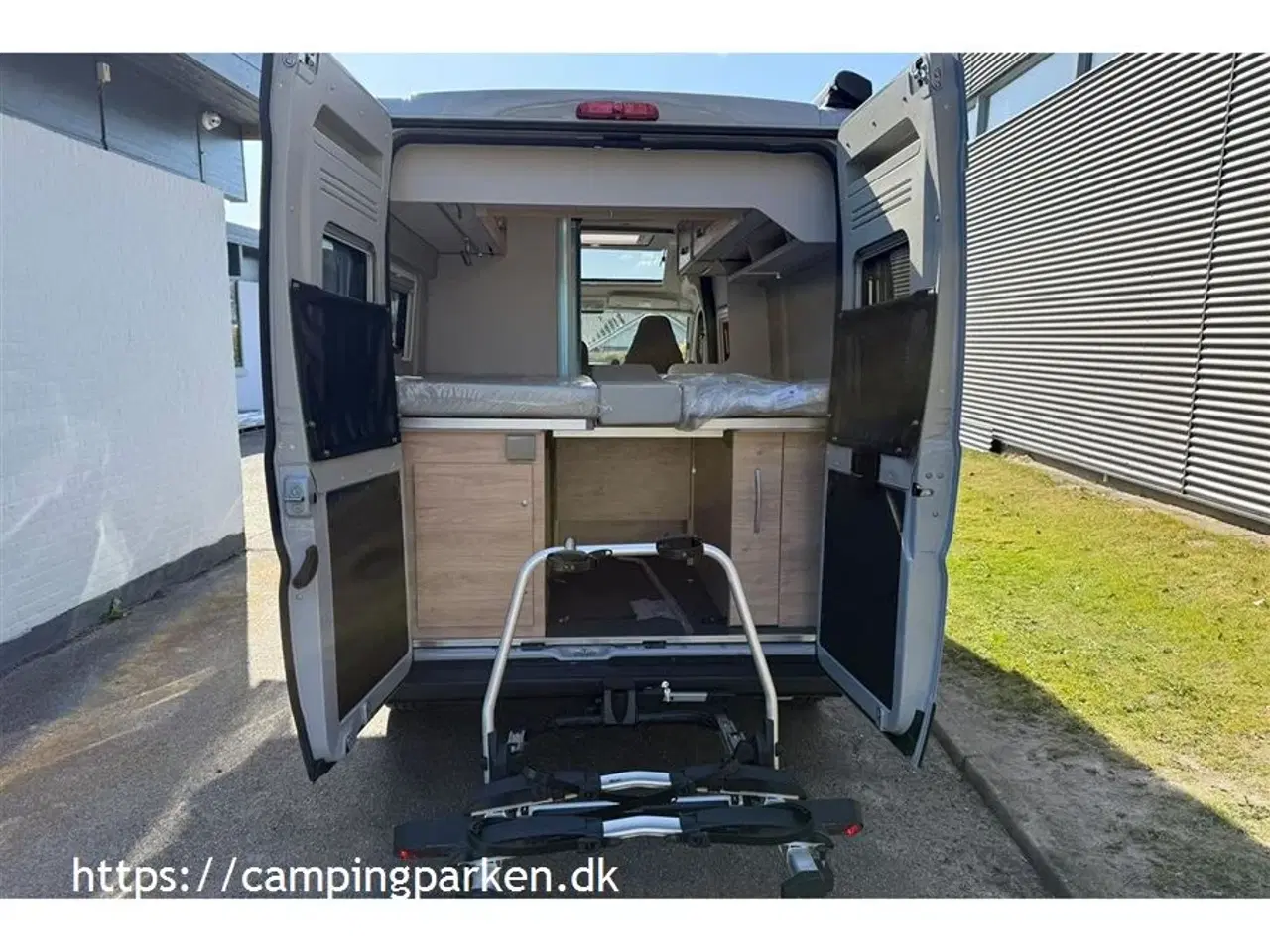 Billede 18 - 2024 - Dethleffs Globetrail CVD 600 ER Advantage   Udlejes: Ny camper van på 6 meter med enkeltsenge og automatgear