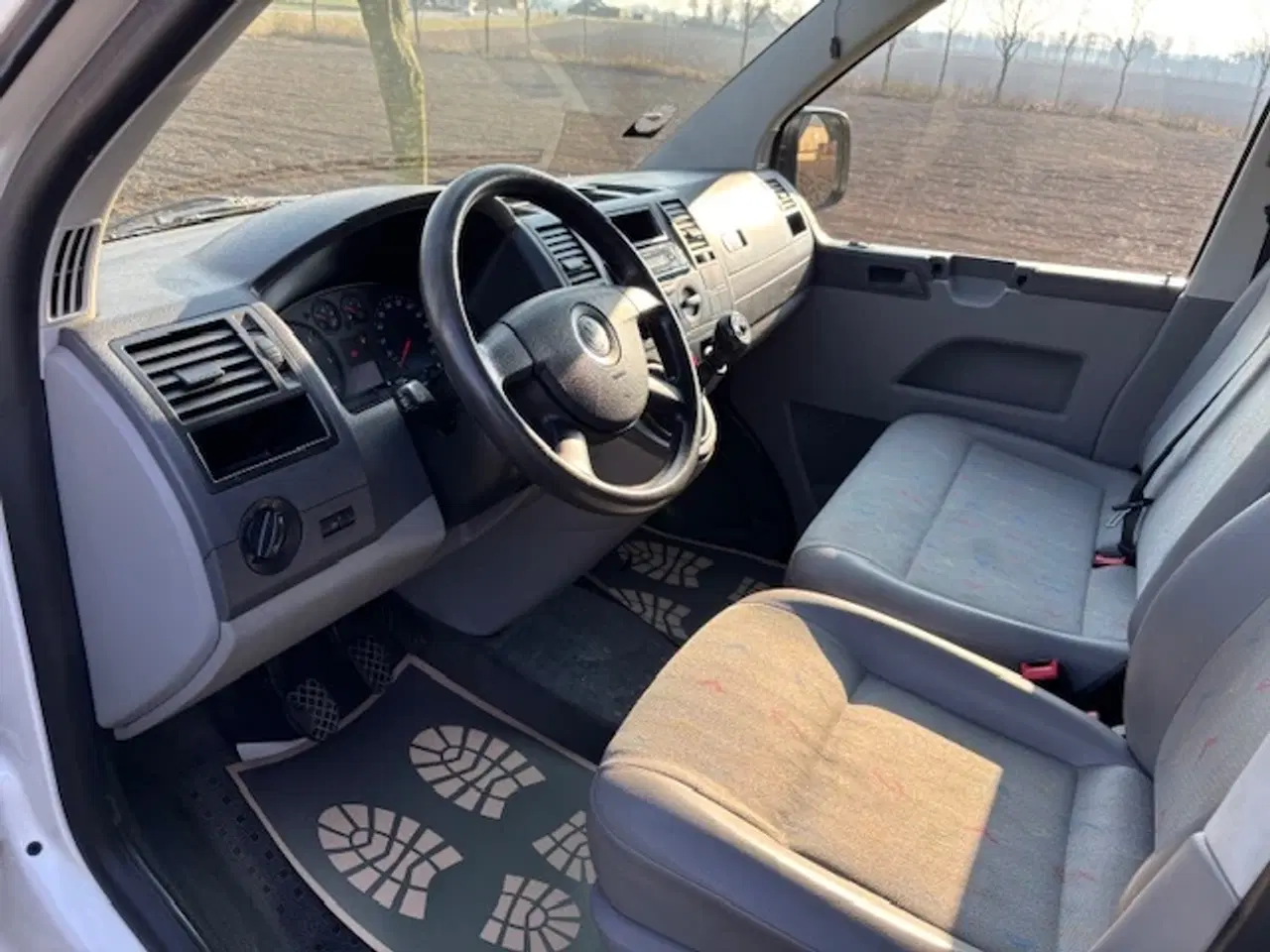 Billede 6 - VW Transporter 2,5 TDi 130 Kassevogn lang 4d Nysyn