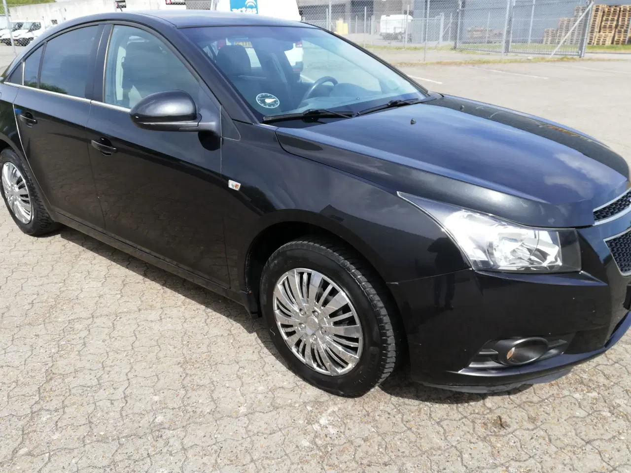 Billede 2 - Chevrolet CRUZE 1,8 212,t.km fuldService  med træk