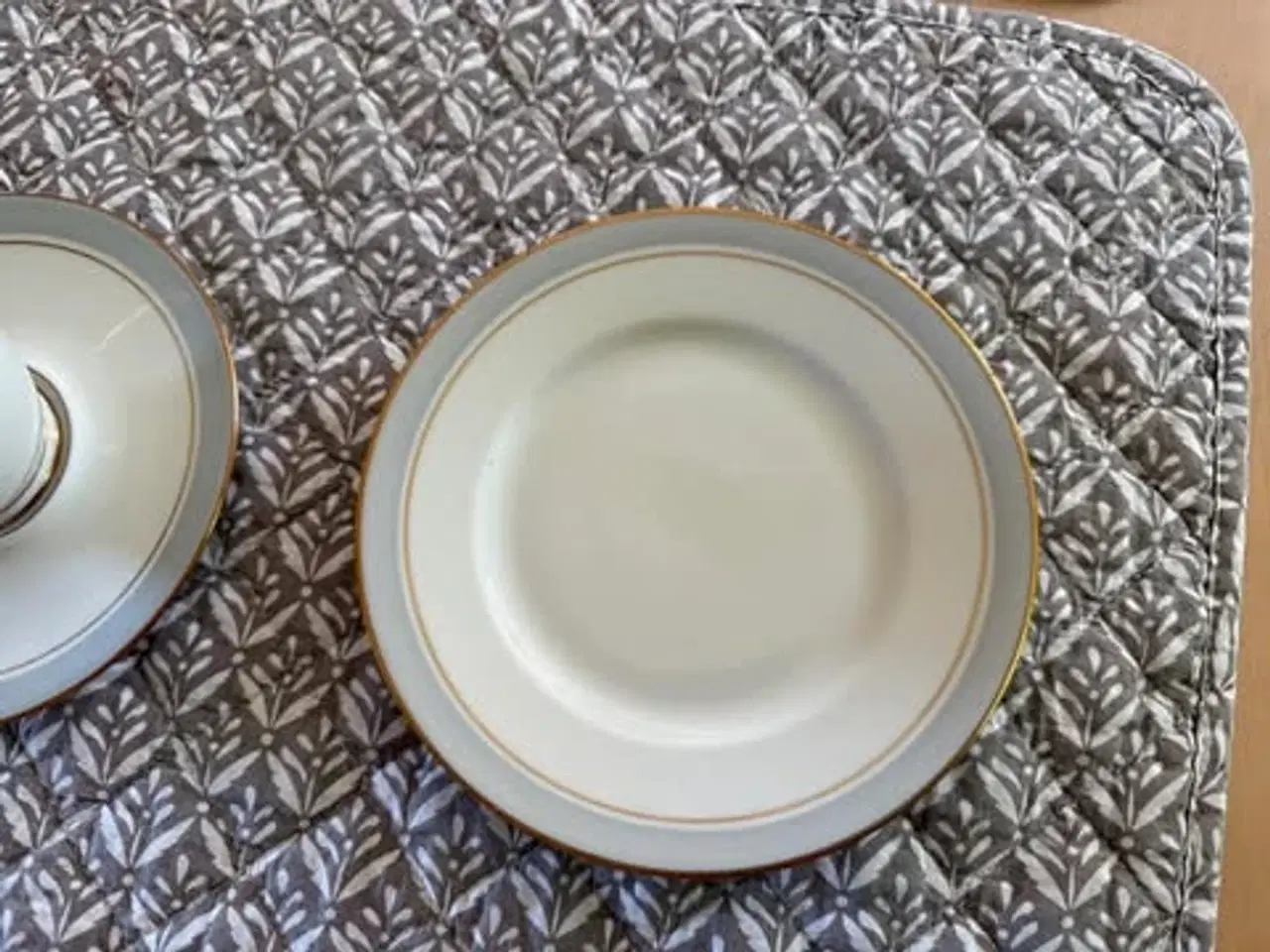 Billede 2 - Graasten Kaffe/Spisestel sælges