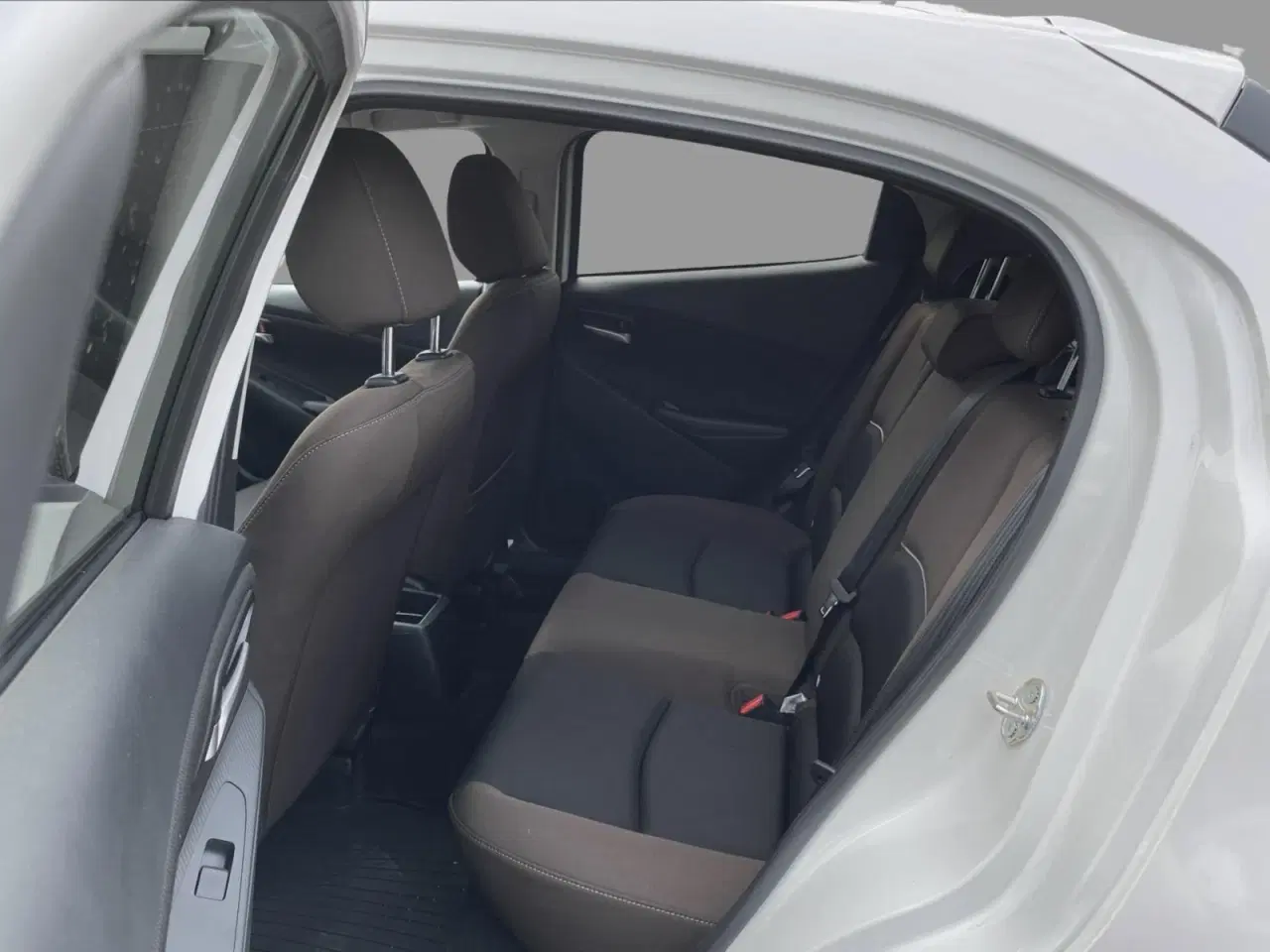 Billede 8 - Mazda 2 1,5 Skyactiv-G Sky 90HK 5d 6g