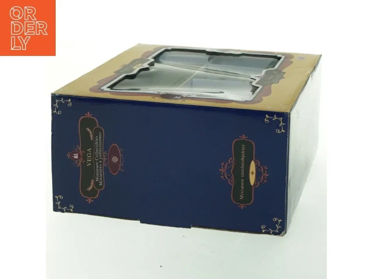 Billede 4 - Samlerobjekt miniature skrivebord fra Vega (str. 21,5x18,5 cm)