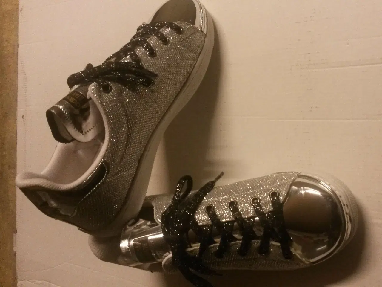 Billede 2 - Nye Addias special design Stan Smith Sølv str 39 