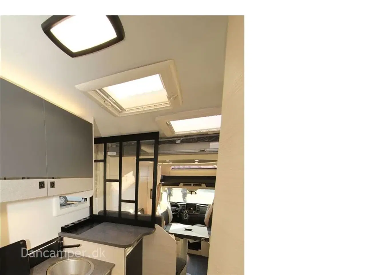 Billede 25 - 2023 - Chausson 660 Titanium ULTIMATE   Chausson 660 Titanium ULTIMATE - 170 HK og 6 trins automatgear. Designet vundet den Europæiske innovationspris.