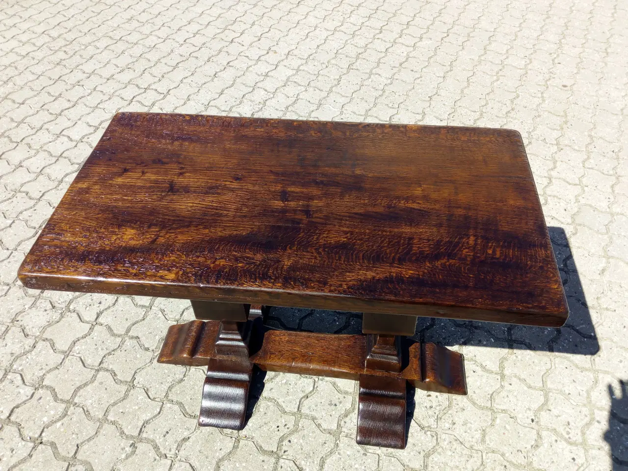 Billede 1 - Solidt Bord / Plantebord / Lampebord
