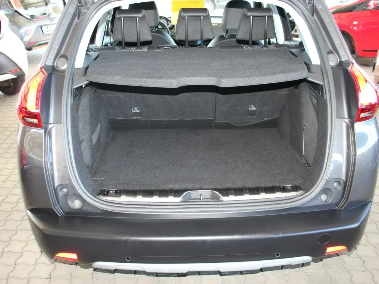 Billede 9 - Peugeot 2008 1,6 BlueHDi 100 Active